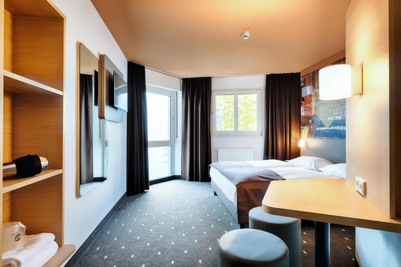 B&B Hotel Muenchen-Hbf Zewnętrze zdjęcie